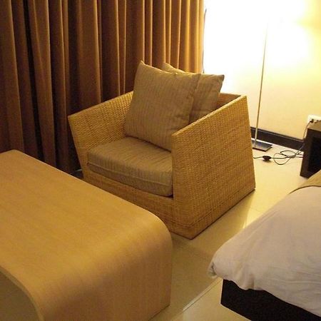 Swutel Hotel Bangkok Eksteriør billede